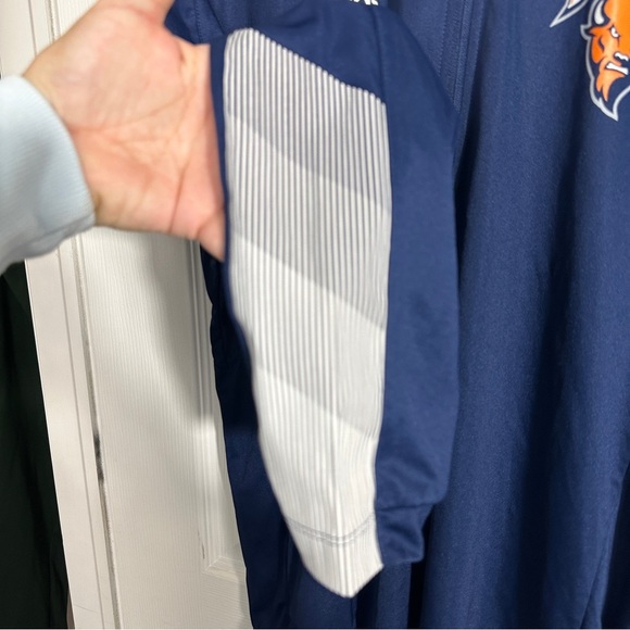 Adidas Bucknell 1/4 zip, size M, Primeblue (made with ocean plastic), collegiate - Picture 2 of 15